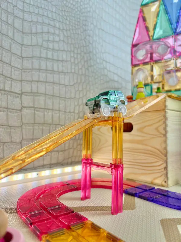 Cleverclixx Magnetic Tiles Large Race Track Pastel 80 pieces