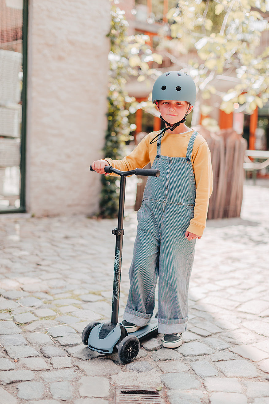 Scoot & Ride Highwaykick5 LED Scooter - Steel