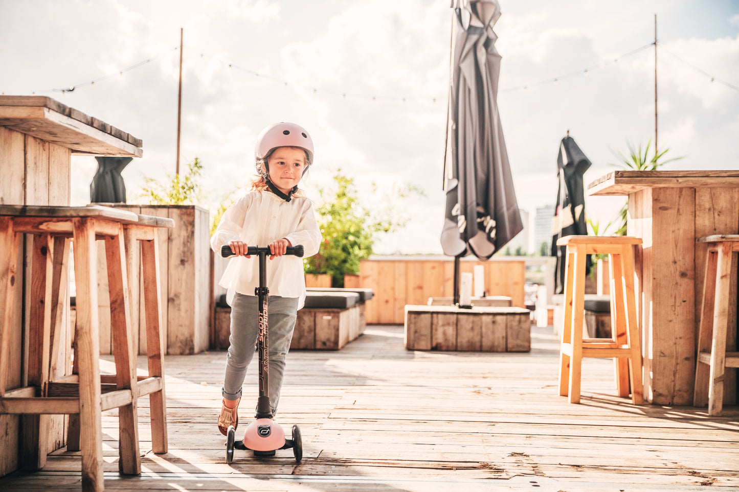 Scoot & Ride Highwaykick 3 LED foldaway scooter - Rose
