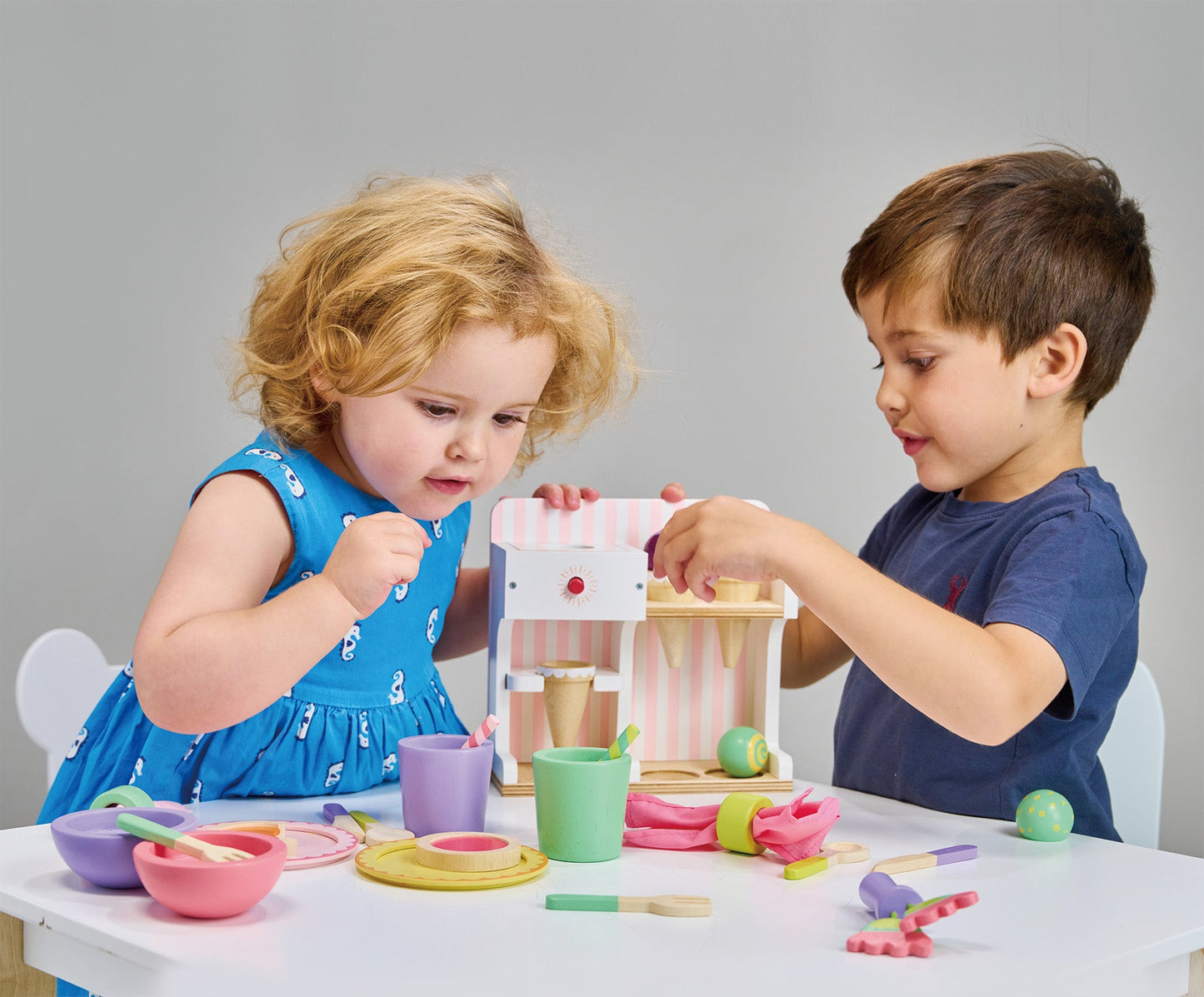 Ice Cream Kiosk Wooden Toy