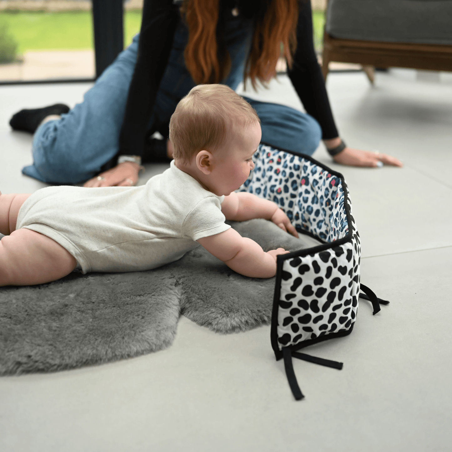 Etta Loves Animal Print Sensory Strip - reversible newborn to 4 months and 5+ months