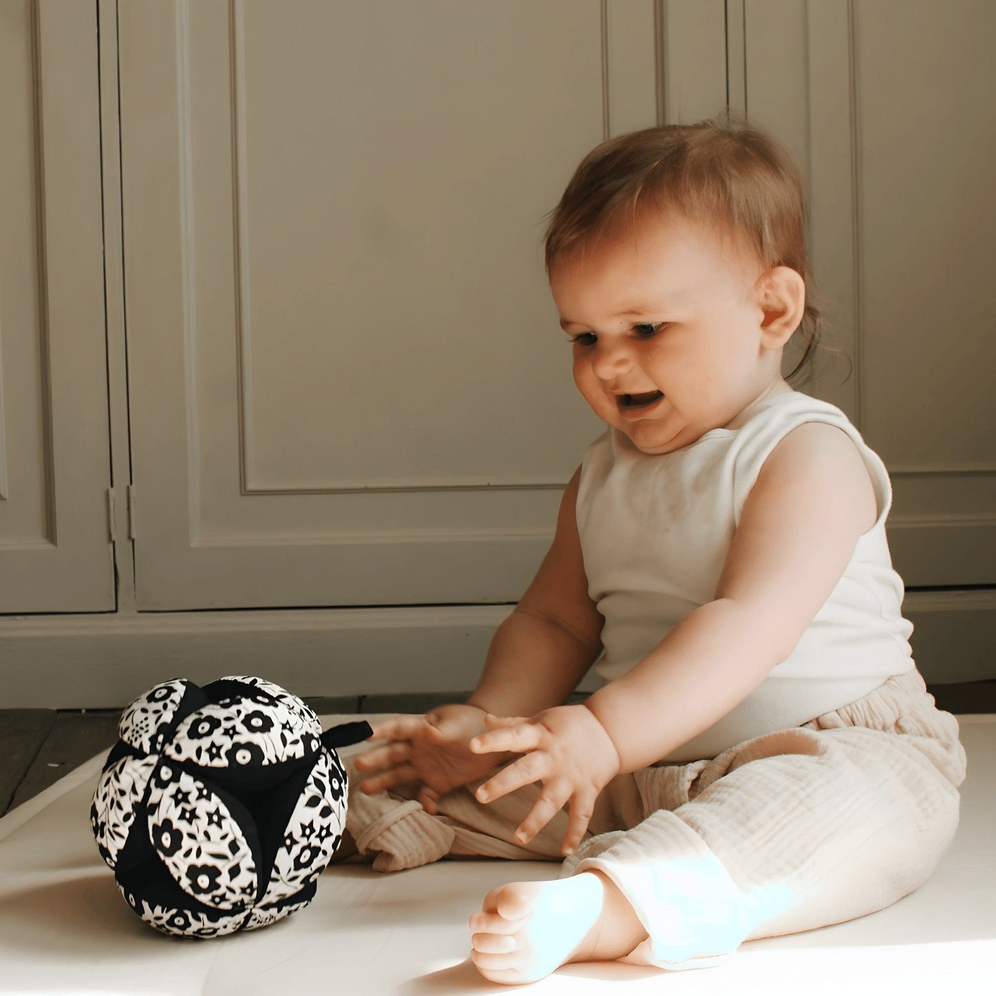 Etta Loves x Liberty Sensory Grasp Ball (Suitable from birth)