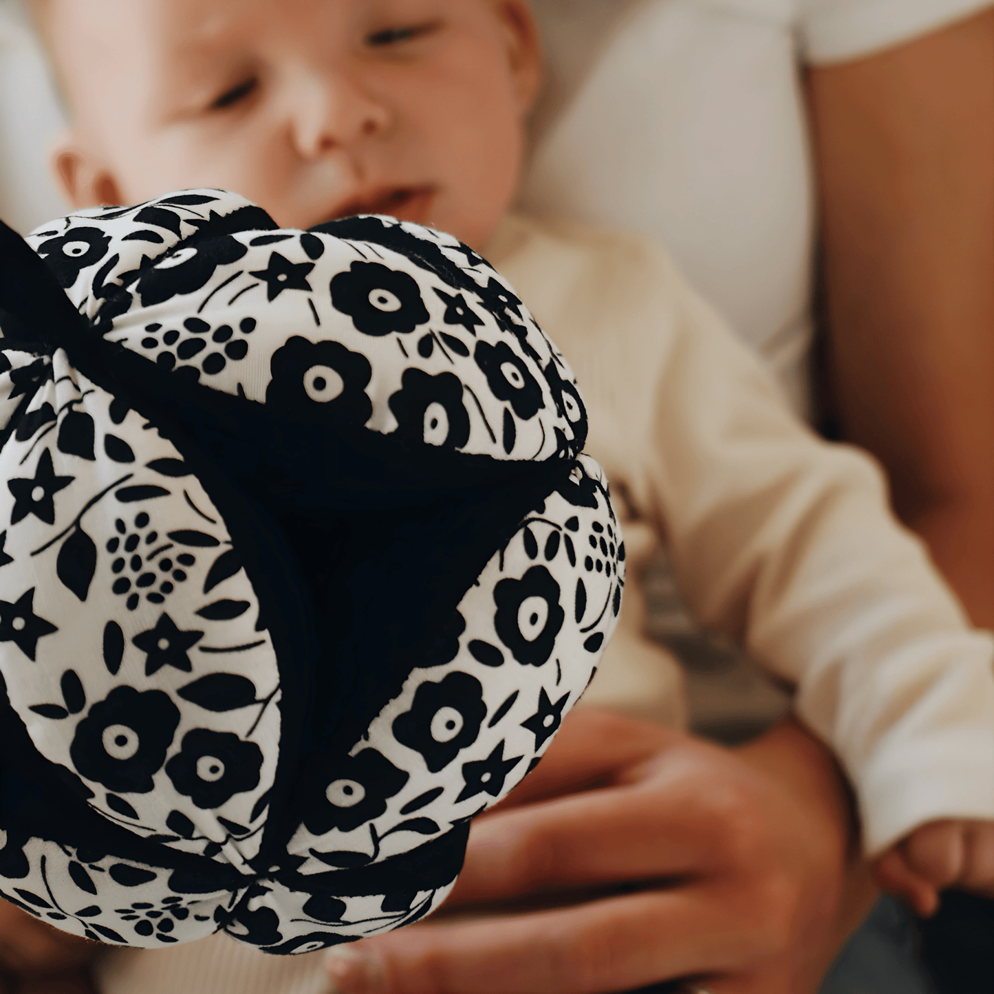 Etta Loves x Liberty Sensory Grasp Ball (Suitable from birth)