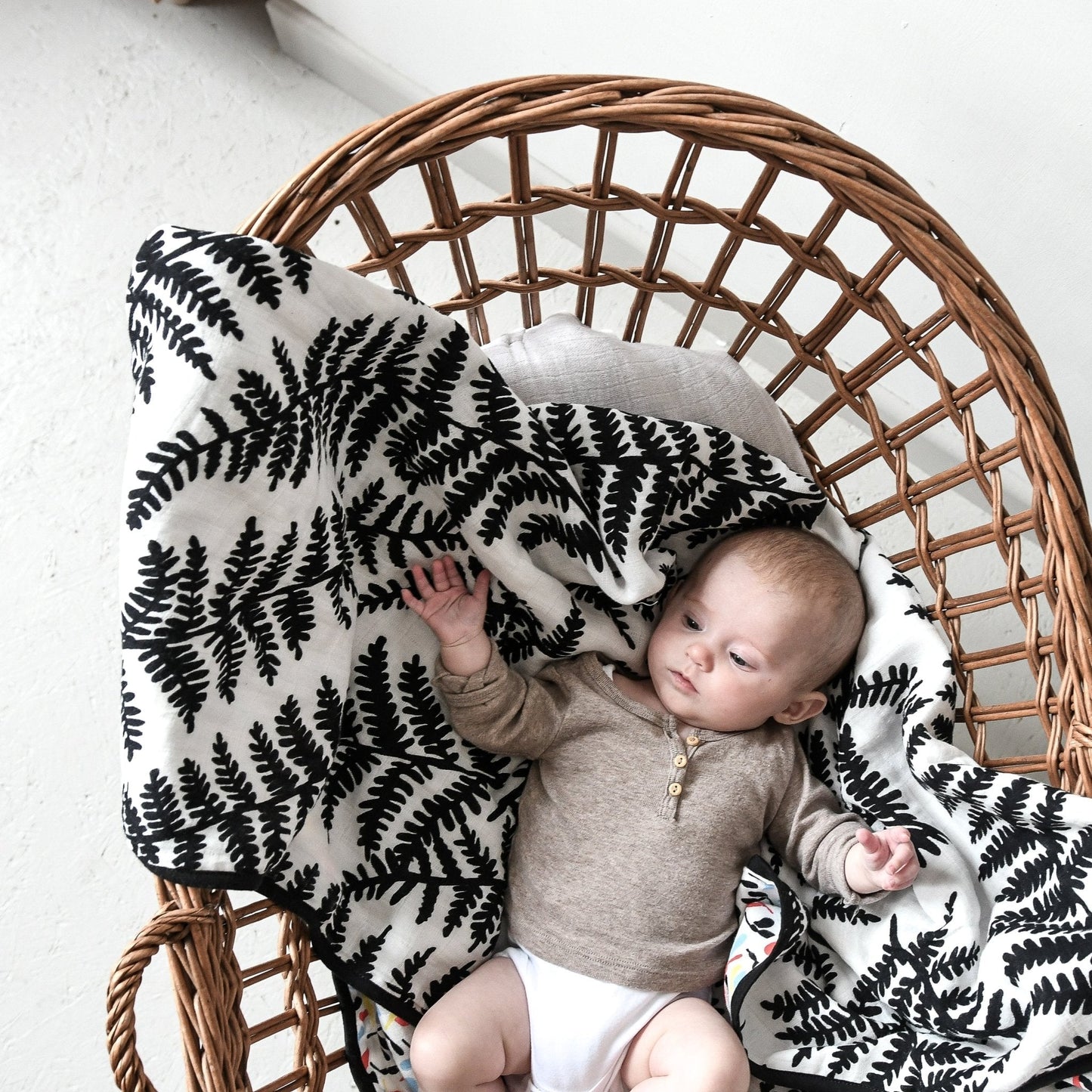 Etta Loves Plant Print Muslin Blanket - reversible newborn to 4 months / 5+ months