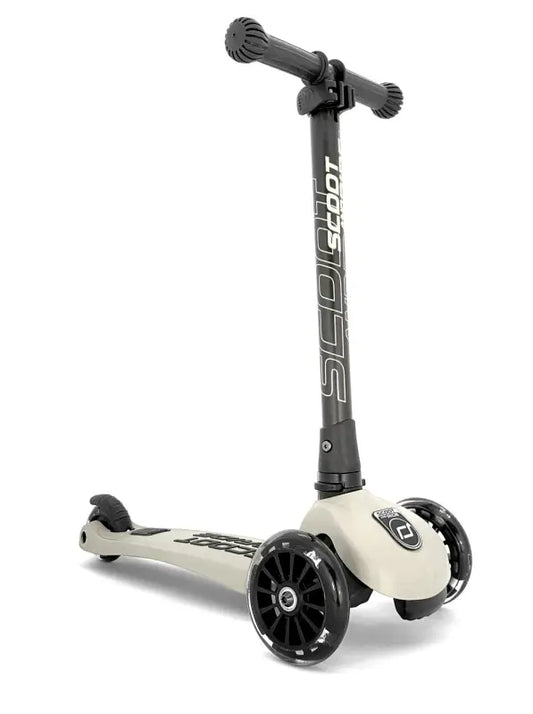Scoot & Ride Highwaykick 3 LED foldaway scooter - Ash