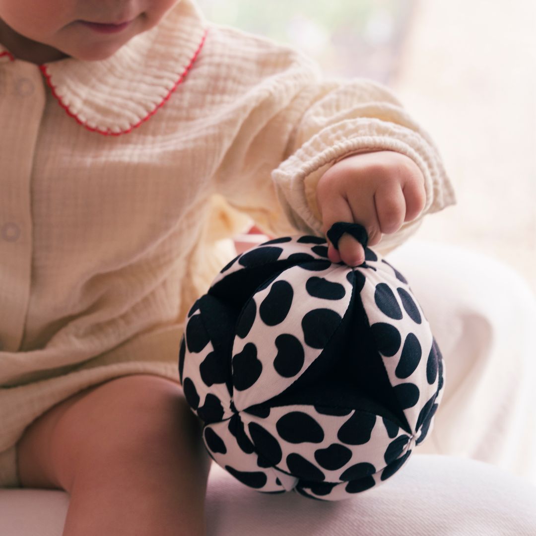 Etta Loves Sensory Grasp Ball - suitable from birth